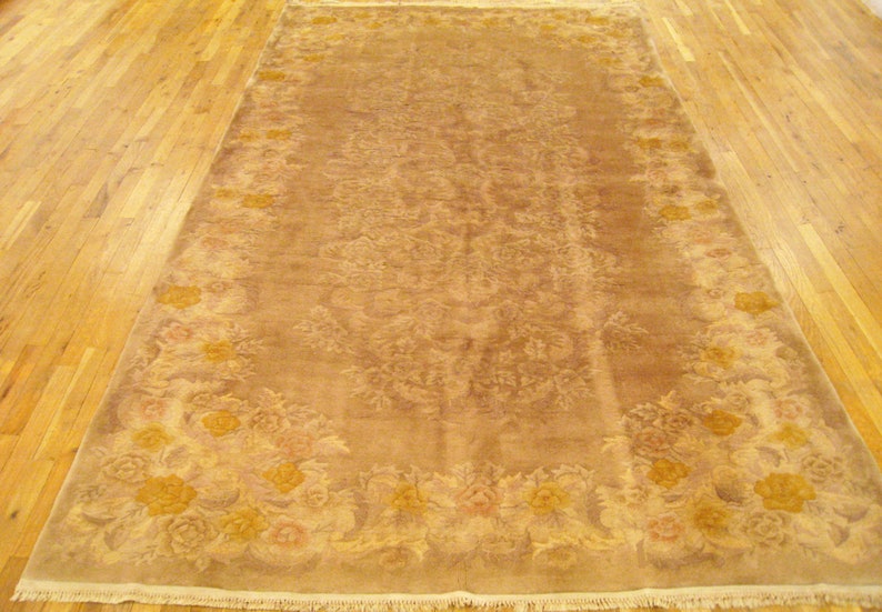 Vintage Chinese Art Deco Oriental Rug, in Gallery Size, W Flowers and Ivory Tone image 3