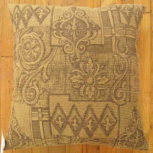 Vintage Floro-geometric fabric Pillow size 1'8 x 1'6 image 3