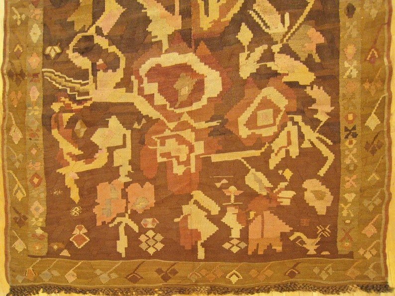 Vintage Bessarabian Kilim Rug, in Gallery Size, with Stylized Foliate Design image 4