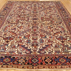 Vintage Traditional Oriental Rug, in Room Size, with Ivory Field and Symmetrical Design image 3