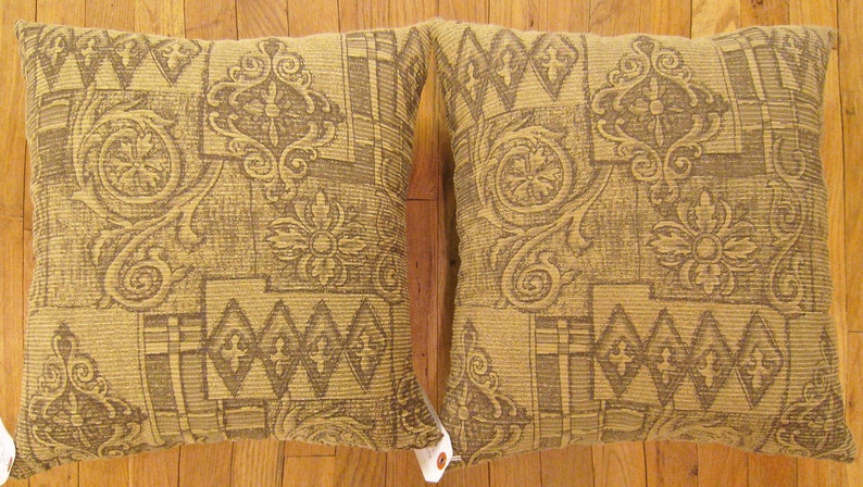 A pair of vintage Floro-geometric fabric pillows size 1'8 x 1'6 Each image 3