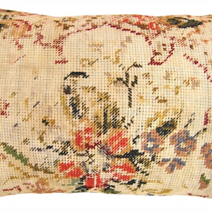 Vintage Decorative English Needlepoint Pillow, size 20&quot; x 16&quot; (1&#39;8&quot; x 1&#39;4&quot;)