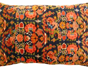 Antique Traditional Rug Pillow; size 20” x 15”