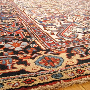 Vintage Traditional Oriental Rug, in Room Size, with Ivory Field and Symmetrical Design image 10