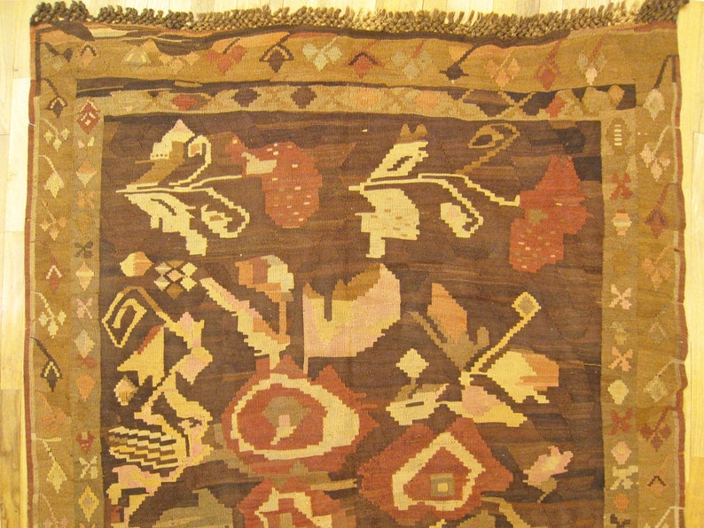 Vintage Bessarabian Kilim Rug, in Gallery Size, with Stylized Foliate Design image 7