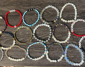 Pulseras de la amistad inspiradas en TS