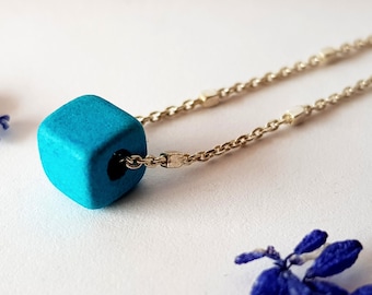 silver chain necklace turquoise square bead