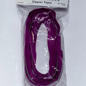 3 Yard Zipper Tape- Plum Punch