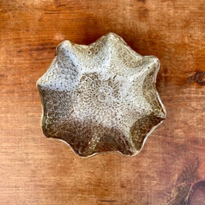 Vintage Organic Form Art Pottery Footed Dish by Lana Wilson Beautiful Form