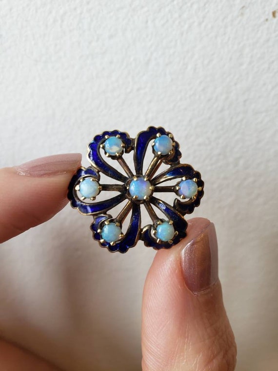 Antique 18k Gold and Opal Pin