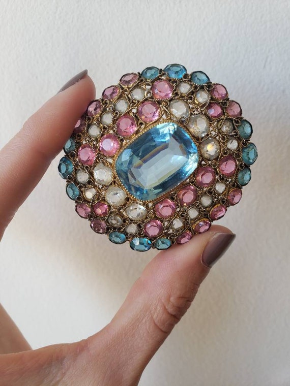 Early Hobè Pastel Wire Work Filigree Brooch
