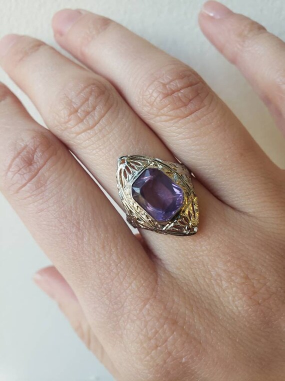 18kt White Gold Art Deco Amethyst Ring - image 10