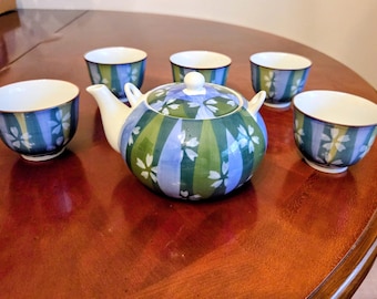 Vintage Chinese Ceramic Tea Pot With 5 Cups