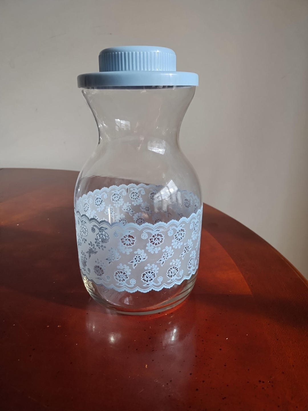 Vintage Pyrex Juice Carafe Pitcher With Blue Plastic Lid Cornflower ...