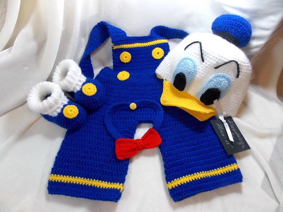 Donald duck sales clothes