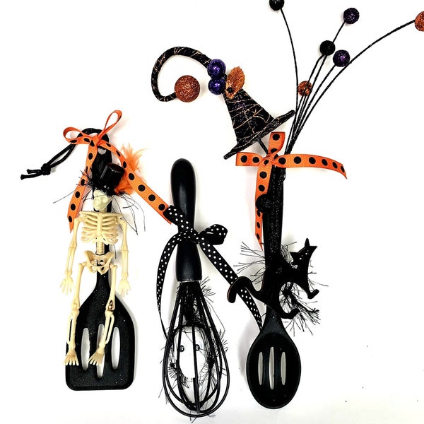 Halloween Kitchen Decor, Tier Tray Decoration, Potion Spoon, Skull Whisk, Skeleton Spatula, Halloween Gift for Women