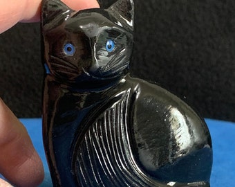 Carved Black Onyx Cat from Peru