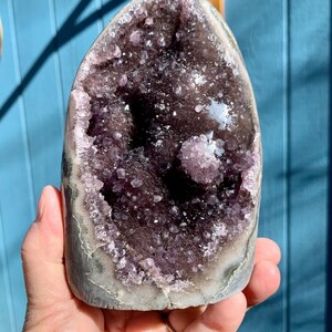 Uruguayan Amethyst Cut Base Freeform