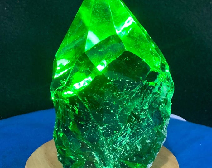 rustic-emerald-green-volcanic-ash-glass-point-man-made-glass-etsy