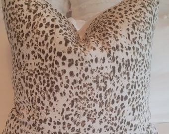 Animal Print.Pillowcovers.Slipcovers.Toss Pillows.Throw pillows.Accent Pillows