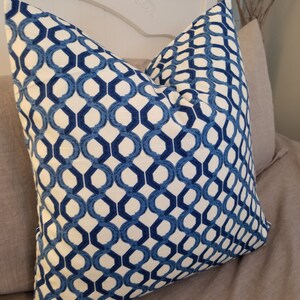Duralee Slub Shades of Blue.Throw Pillows.Toss Pillows.Slipcovers.Pillowcovers.Accents Pillows.Cushion Covers.Geometric