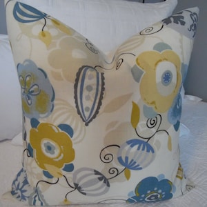 Blues.Yellow Golds.Creams.Pillow Covers.Slip Covers.Spring Pillow.Summer Home.Toss Pillow.Throw Pillows.Spring Home Decor.