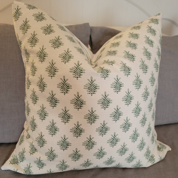 4 opzioni di colore: NUOVE fodere per cuscini Bloom. Fodere per cuscini decorativi. Cuscini d'arredo. Dettagli decorativi. Fodere per cuscini decorative