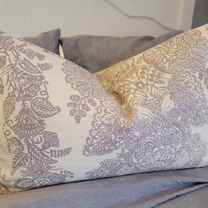 Lavender PIllowcovers.Slipcovers.Purple Lumbar Pillowcovers