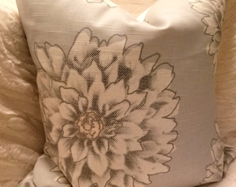 Florals.Pillow Covers.Toss Pillow.Throw Pillows.EURO.Slipcovers.Home Decor.Floral.MUMS.Accent Pillows.Spring.Summer.Slub