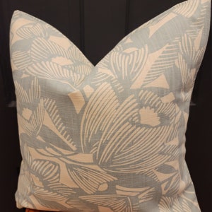 Robert Allen Slub Floral.Light Blue/Ivory Pillowcovers.Slipcovers.Accents