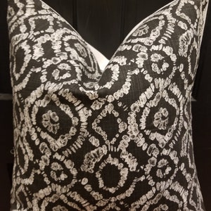 Black and White.Farmhouse Pillow.Throw Pillow.Slipcovers.Toss Pillow.Cushion Cover.Bedroom Decor.Living room Decor.