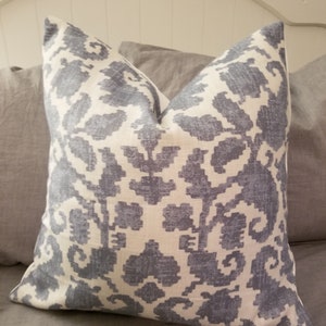 2 Color Choices:French General Lorie Chambray.Linen Blend.Fabricut.Blue.Pillowcovers.Toss Pillows.Throw Pillows.Accent Pillows.Slipcovers