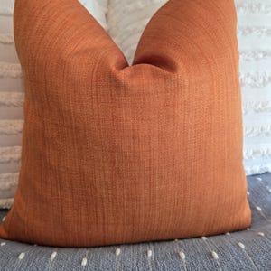 Taies d'oreiller tissées Santa Fe Covington Ibiza. Taie d'oreiller. Jetez des taies d'oreillers. Housses.