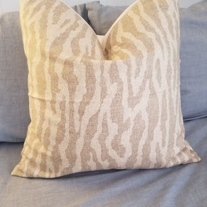 P/ Kaufmann.Tan/Naturals. Toss Pillows.Throw Pillows.Accents.Cushion Covers.Pillowcovers.Slipcovers.Fall Decor