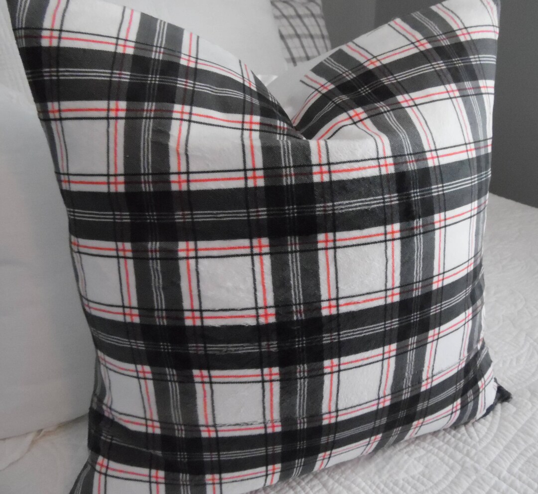 Extraordinaryily SOFT Plaid Black/white/red.holiday Decor.christmas