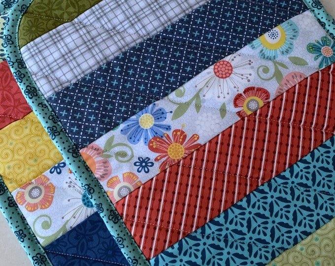 Oversized Hot Pad, Casserole Pot Holder, Scrappy, Colorful, Quilted