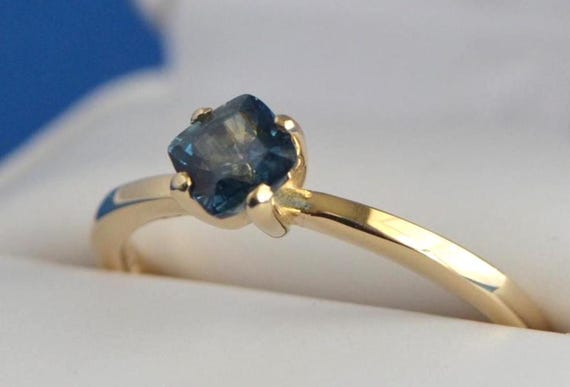 Blue Sapphire Ring – 14K Solid Gold, Madagascar Mined