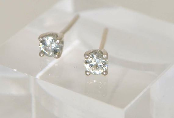 White Sapphire Sterling Silver Stud Earrings: Ethically Mined Gemstones