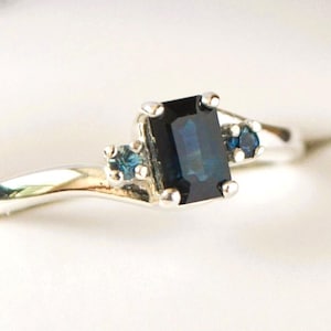 Sapphire Ring - 0.89ct.  Blue Genuine Sapphire Ethically Earth Mined