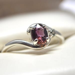 Sapphire &quot;Untreated&quot; Ring w/accent stone - 0.70 ct. One of A Kind Genuine Sapphire Ethically Earth Mined