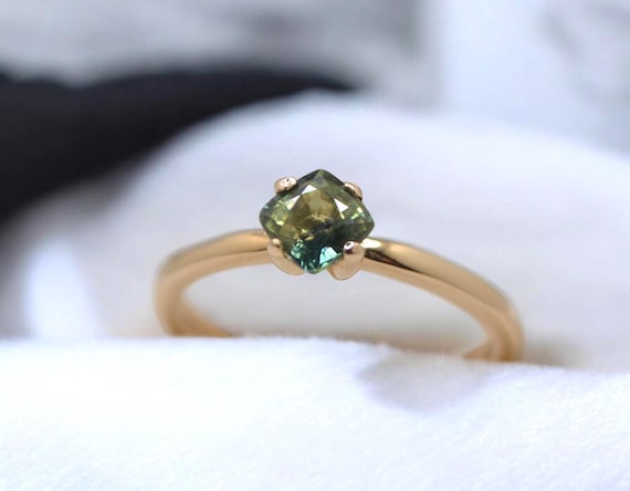 Sapphire Ring - 0.77 carat- Multi Color - 10K Solid Gold - Genuine Earth Mined