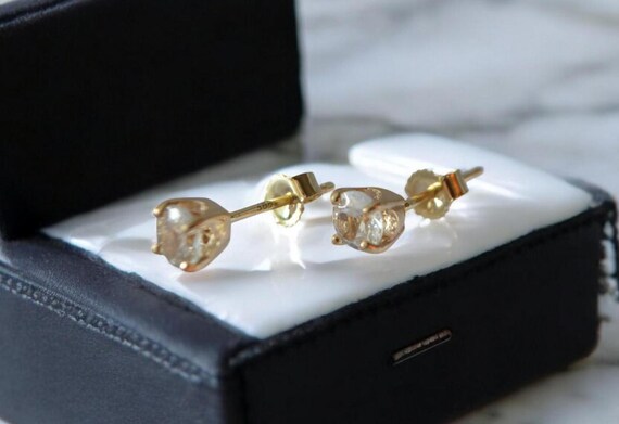 14K Gold Sapphire Earrings: Diamond Cut, Ethically Mined