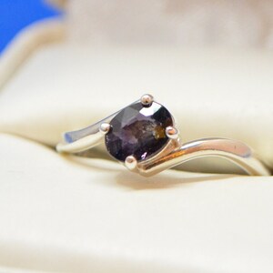 Sapphire Ring- Purple 0.85 Carat - Genuine Sapphire Ethically Earth Mined