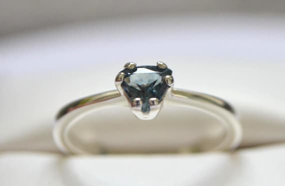 Sapphire Ring - 0.56 ct - Light Blue - Genuine Sapphire Ethically Earth Mined