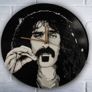 Frank Zappa malował retro zegar winylowy