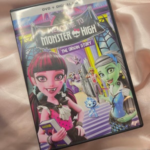 Monster High Frights Camera Action Dressing Room Play Set, ages 3 & up 