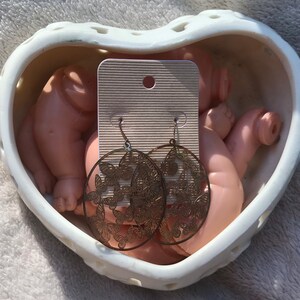Gorgeous Oval Butterfly Earrings
