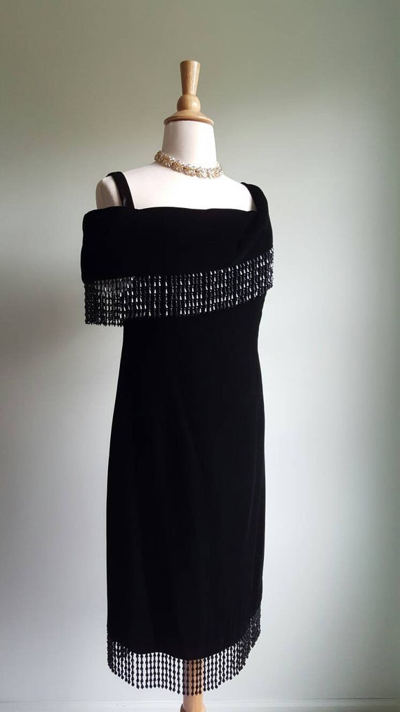 Vintage 1980s does 1920s 1930s black silky velvet… - image 3