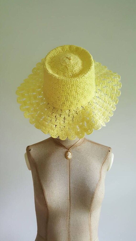 Vintage 1960s yellow floppy brim hat, sun summer … - image 6