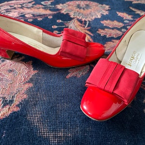 Chaussures LAURA SCOTT Vernis Rouge - Talon Compensé - Taille 9.5 M (US) - Neuf Sans Boîte